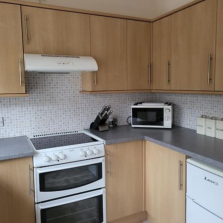 Grayz Townhouse - Free Onsite Parking For 2 Cars Villa Lincoln Kültér fotó