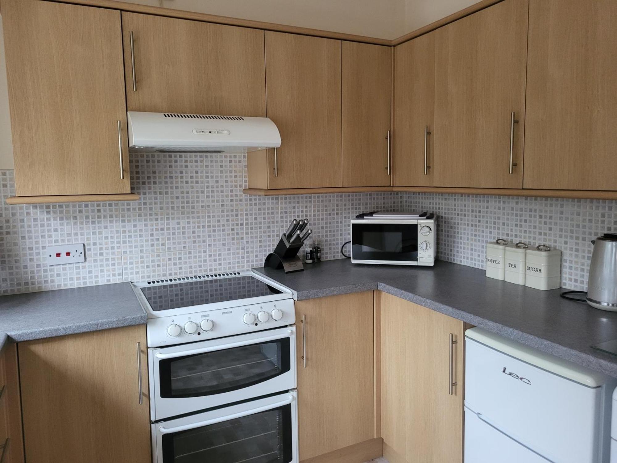 Grayz Townhouse - Free Onsite Parking For 2 Cars Villa Lincoln Kültér fotó
